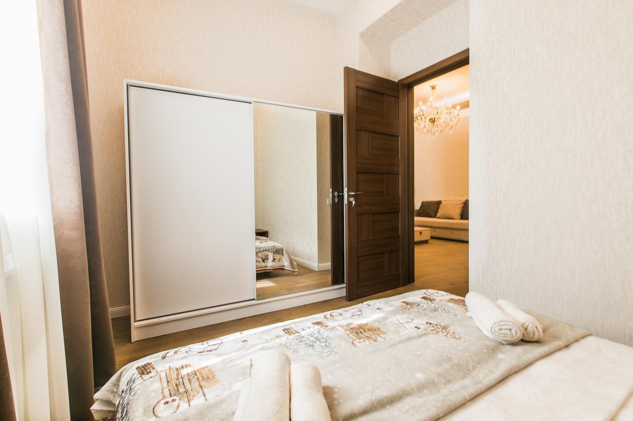 Sweet Home 6 Vip Rustaveli Avenue Tbilisi Exteriör bild